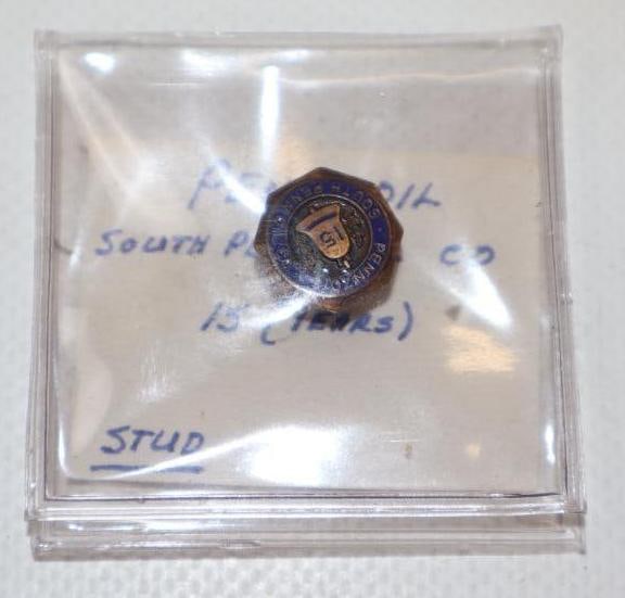 Pennzoil South Penn Oil Company 15yr Lapel Pin (1 of 2)