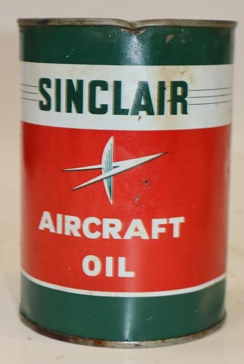 Sinclair Aircraft 1 Quart Metal Oil Can: 32 oz full