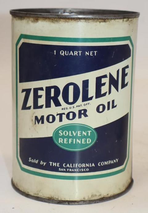 Zerolene 1 Quart Metal Oil Can: 32 oz empty, missing top lid