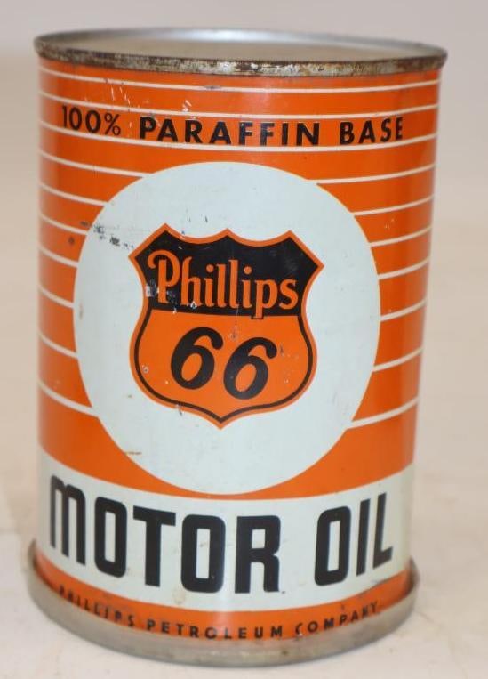 Phillips 66 - 1 Quart Metal Oil Can: 32 oz empty, missing bottom lid