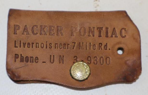 Packer Pontiac Advertising Leather Key Holder Michigan (1 of 2)