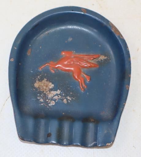 Mobil Pegasus Embossed Advertising Ash Tray (1 of 2)