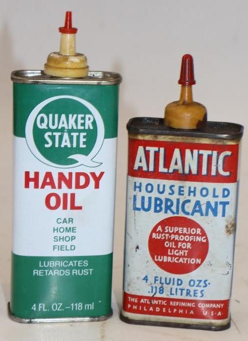 Group of 2 Atlantic & Quaker State Handy Oil Cans: 4 oz each