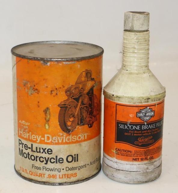 Group of 2 Harley Davidson Oil & Brake Fluid Can & Bottle: Largest is 32 oz both are empty