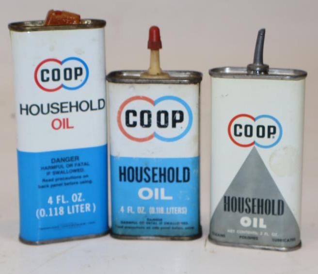 Group of 3 Different Handy Oil Cans (1 of 2)