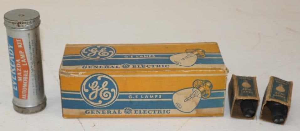Group of 4 EverReady, GE, & National Light Bulbs Display & Tin (1 of 5)