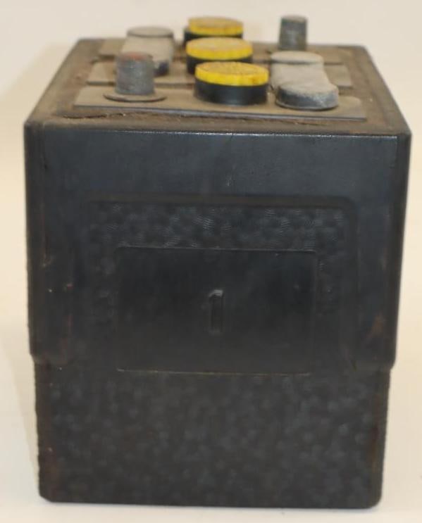 Sentinel Premium Service Tractor Battery - 3