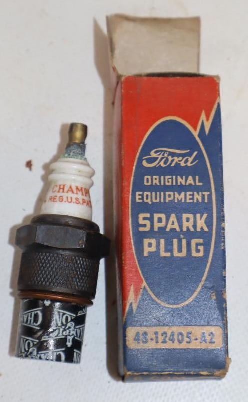 Ford Original Spark Plug In Original Box (1 of 2)