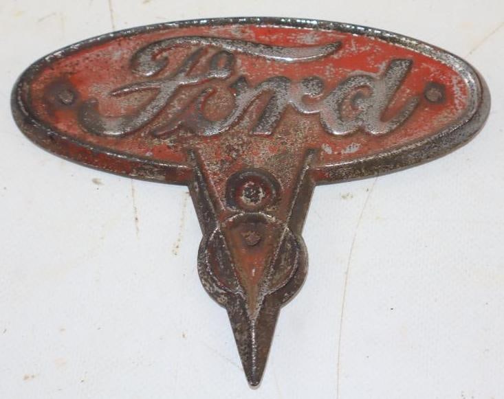 1930s Ford V8 Truck Emblem (1 of 2)