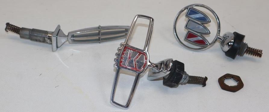 Group of 3 Buick, Lincoln And Ford Hood Ornaments (1 of 5)