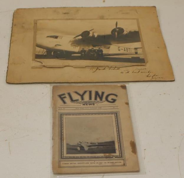 Group of 2 1930's Black And White Airplane Photo And Flying News Magazine (1 of 4)