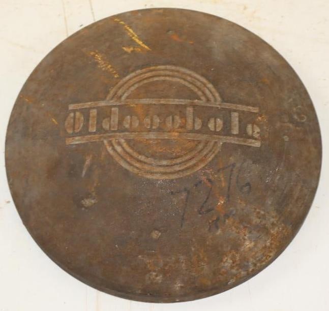 1940s Oldsmobile Hubcap Mold (1 of 2)