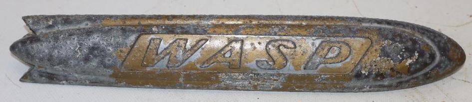 1952 Hudson Wasp Fender Emblem (1 of 2)