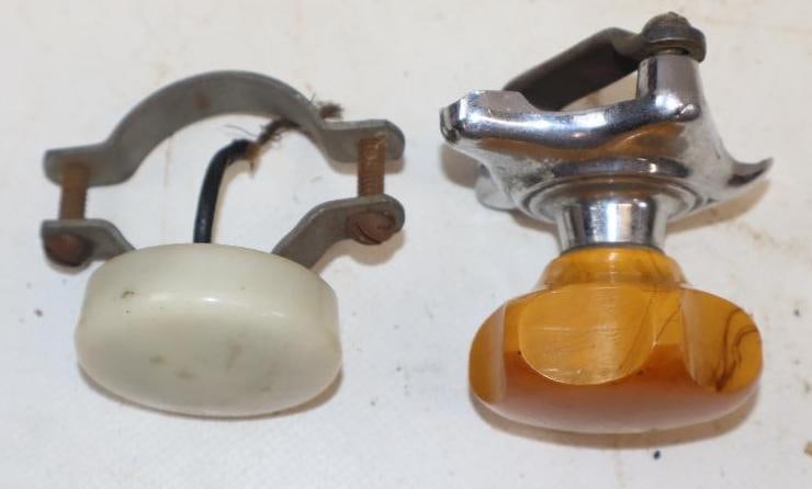 Group of 2 Automobile Suicide Nob and Horn Button (1 of 3)