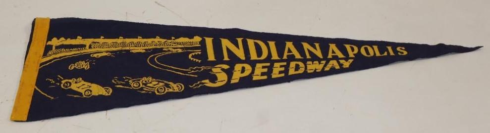 Indianapolis Speedway Felt Pennant (1 of 4)