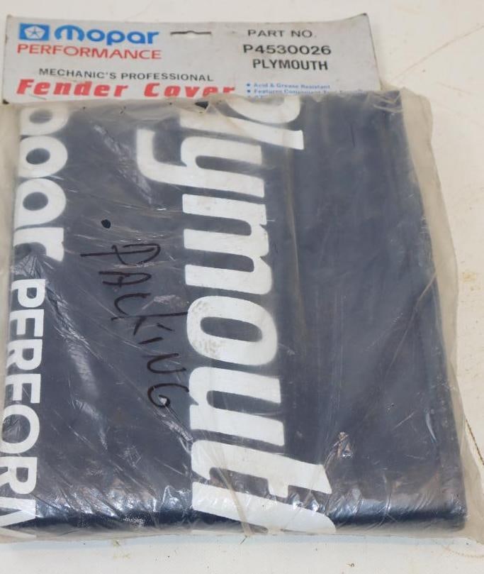 MoPar Performance Plymouth Card Dispenser in Original Packaging (1 of 4)