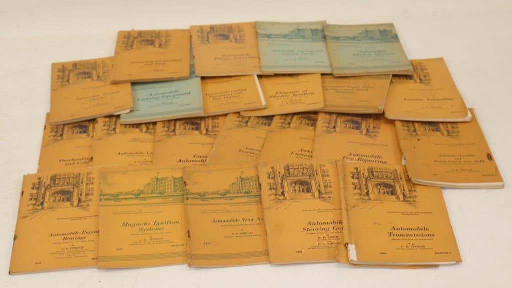 Group of 22 C.R. Strouse 1940s Automobile Correspondents School Books: 5x8 Each