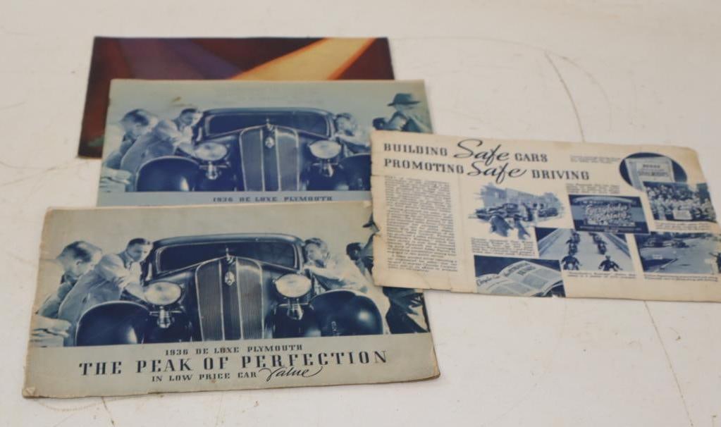 Group of 3 1930s Plymouth Brochure Books (1 of 5)