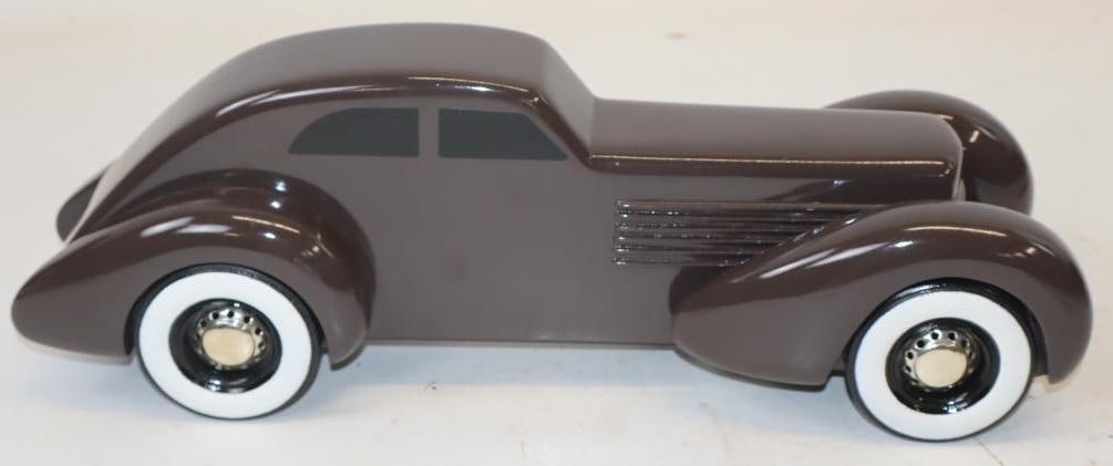 1936-1937 Cord Beverly Art Deco Styled Wooden Car Sculpture Made in America: 5x16x6