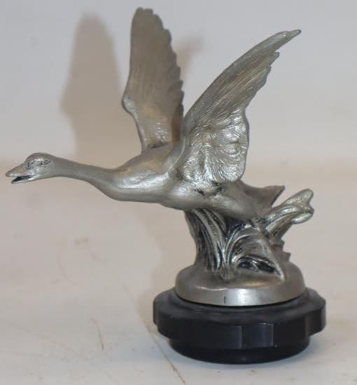 1923 Wills Sainte Claire Flying Goose Automobile Radiator Hood Ornament Mascot: 5.5x5.5x6