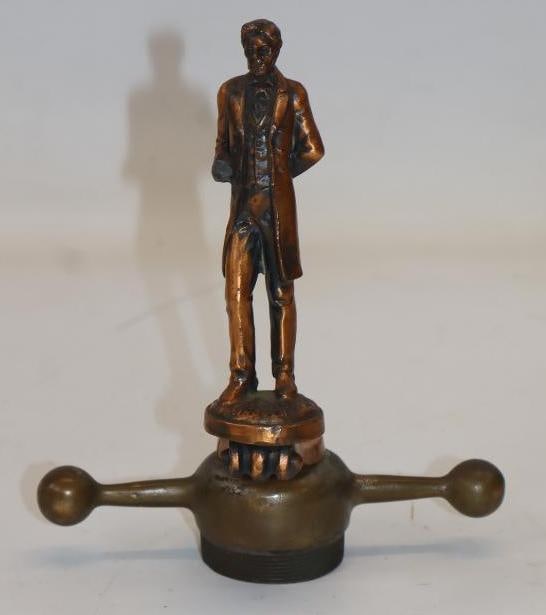 Brass Threaded Dog Bone Radiator Cap With Abraham Lincoln (1 of 3)