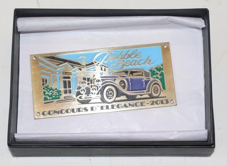 2013 Pebble Beach Concours D' Elegance Car Badge In Original Box: 5.25x3.75x1