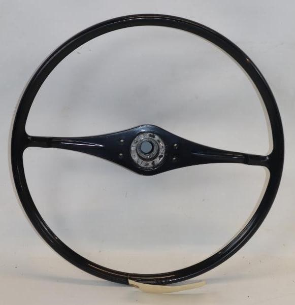 Jaguar Mark II Steering Wheel: 17x17x2.5