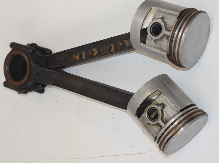 Pair Of Lincoln Fork and Blade Piston Connecting Rod Assembly: 8.5x4x16.5