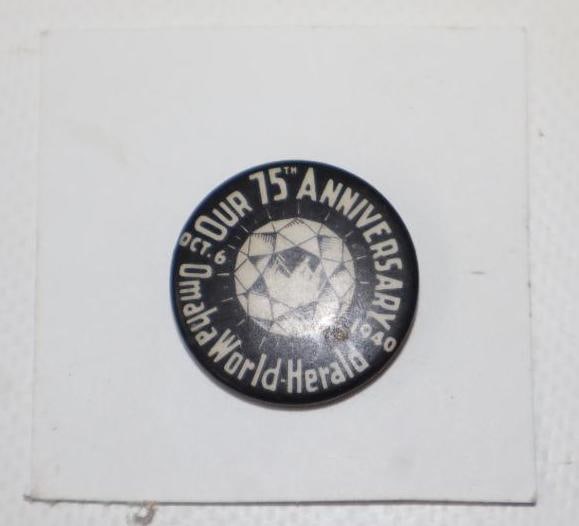 1940 Omaha Worl Harold Newspaper 75th Anniversary Pin Back Badge 1x1