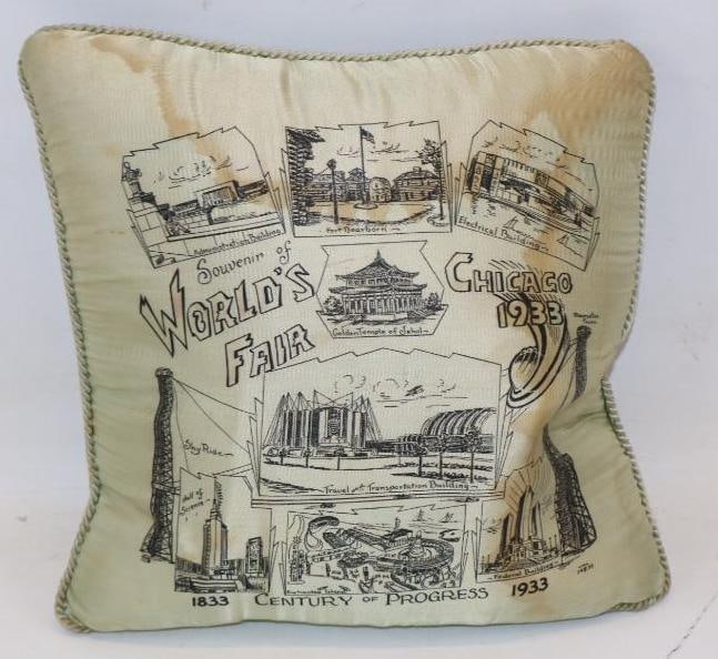 1933 Chicago World Fair "A Century Of Progress" Souvenir Pillow: 9x9x3.5