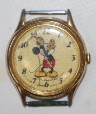 Vintage Mickey Mouse Walt Disney Lours Wrist Watch (1 of 2)