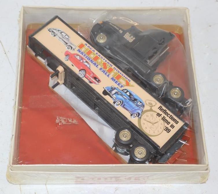 Winross 1999 Hershey Fall Meet Semi Truck In Original Box: 7x7x1.75