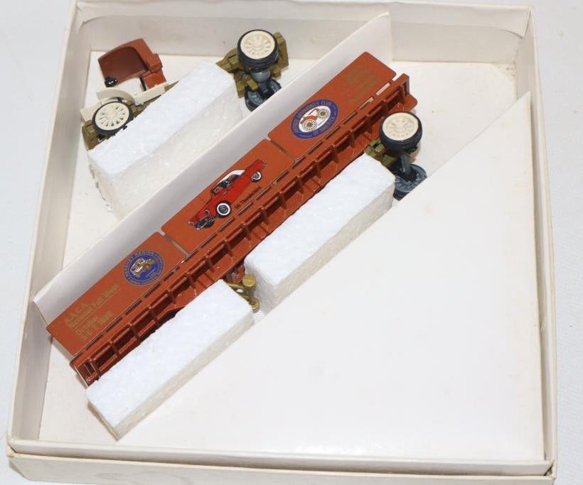 Winross 1989 AACA Hershey Meet Semi Truck In Original Box: 7x7x1.75