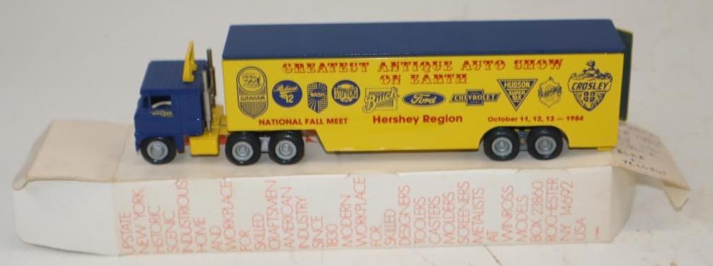 Winross 1984 Hershey Fall Meet Semi Truck In Original Box: 9.25x2.5x1.5