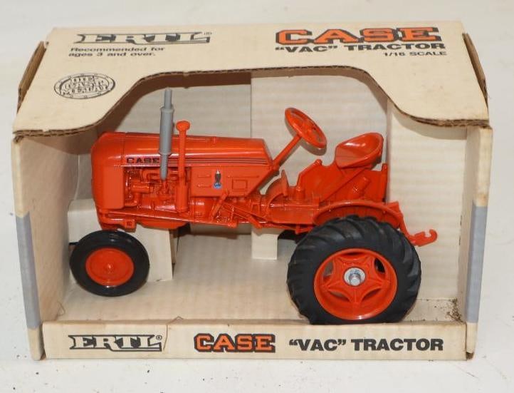 Ertl Case VAC Tractor In Original Box: 9.5x5.5x5.6