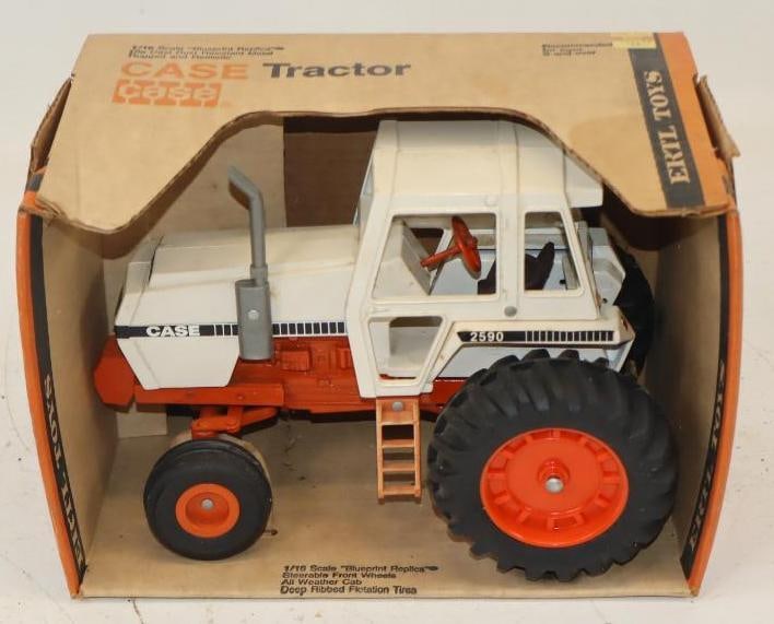 Ertl Case 2590 Tractor In Original Box: 11.5x7x8.5