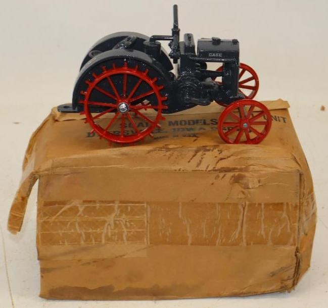 Ertl Scale Model Case Farm Tractor In Original Box: 10x5.5x6