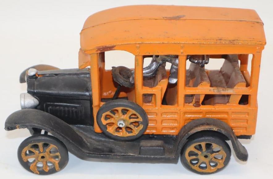 Reproduction 1920's Cast Iron Taxi Cab Truck: 8.5" x 3.75" x 5"