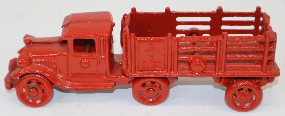 1930's A.C. Williams Cast Iron Stake Bed Truck: 7" x 1.5" x 2.25" has been repainted