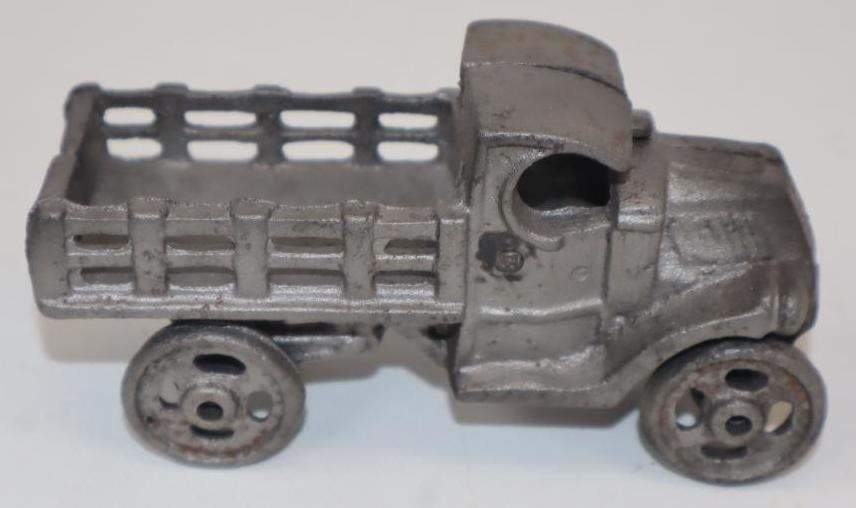 1920's Cast Iron Stake Bed Toy Truck: 4.5" x 1.75" x 2.5"