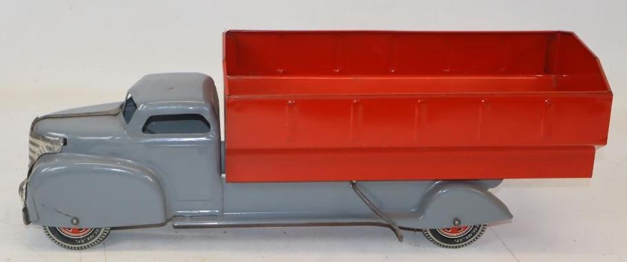 Marx Pressed-Steel Toy Dump Truck (1 of 5)