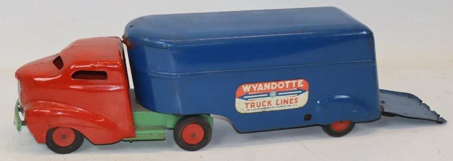Wyandot Truck Lines Pressed-Steel Semi Truck: 23x5.5x8