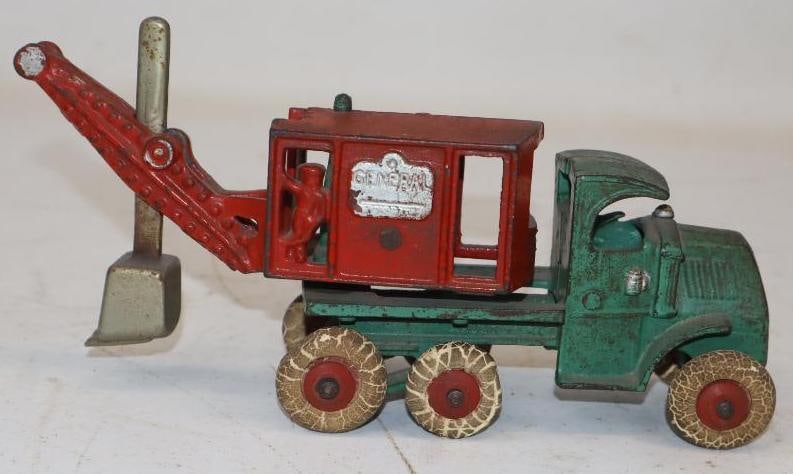 Cast Iron Steam Shovel 1920s Toy Truck With Rubber Wheels: 9x2x3.5