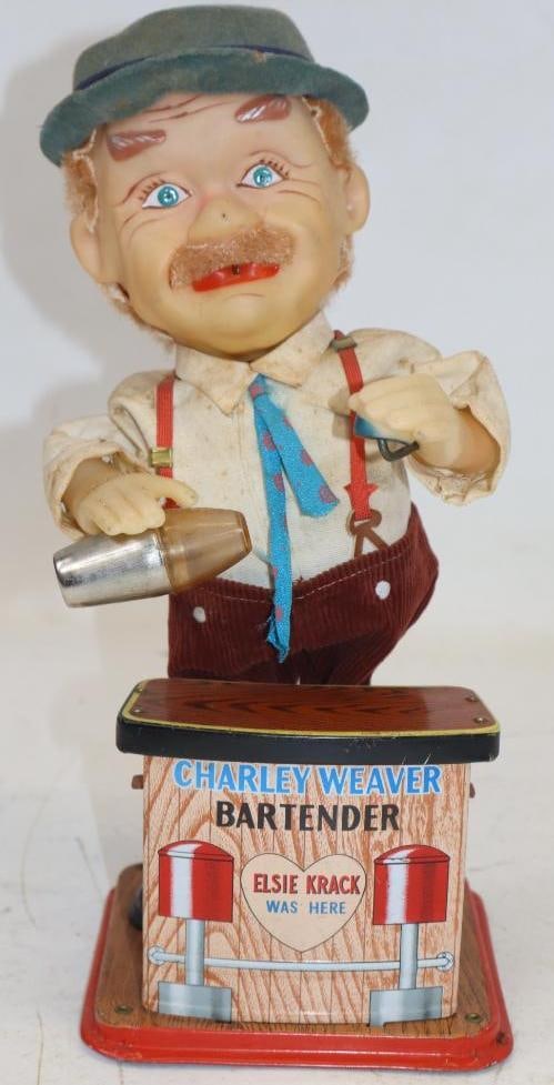 Tin Litho Battery Operated Charlie Weaver Bar Tender Toy: 5x5x11