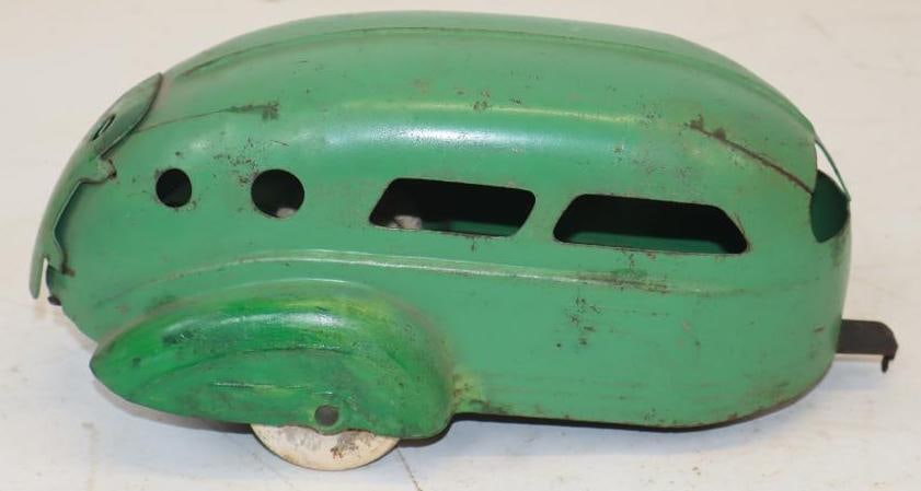 Wyandotte Air Stream Camper With Rubber Wheels: 11x5x4