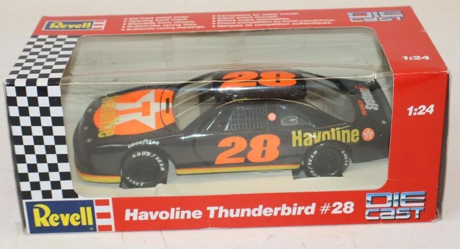 1992 Revell Texaco Racing 1/24 #28 Diecast Race Car In Original Box: 10x5x4