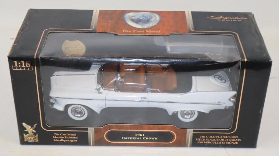1961 Imperial Crown 1/18 Diecast Car In Original Box With 24k Gold Plated Coin: 15x6.5x7