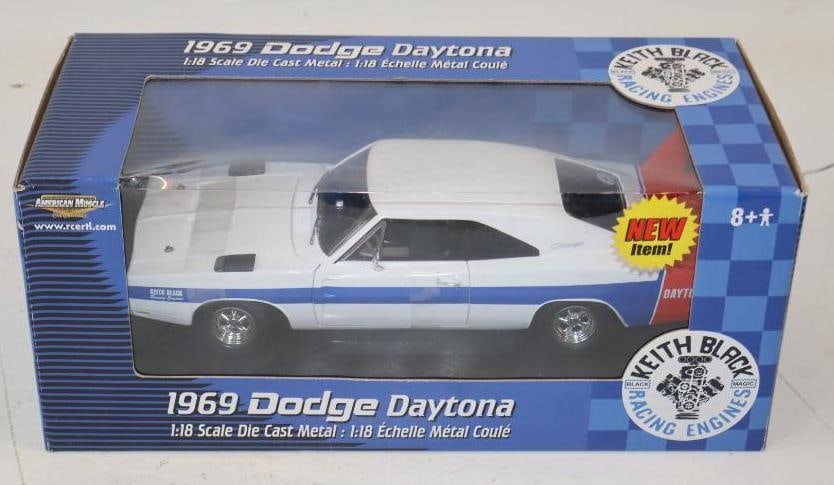 1969 American Muscle Dodge Charger Daytona 1/18 Diecast Race Car In Original Box(White&Blue): 13x6x5