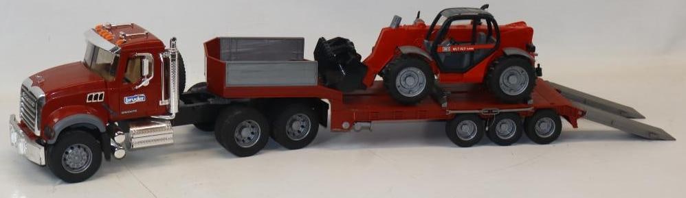 Bruder Grantes Semi Truck With Manitou Skid Steer: 36x7.5x8