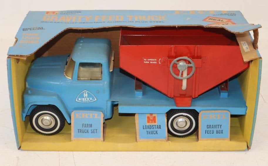 Ertl Gravity Feed Truck In Original Box: 15x7x7